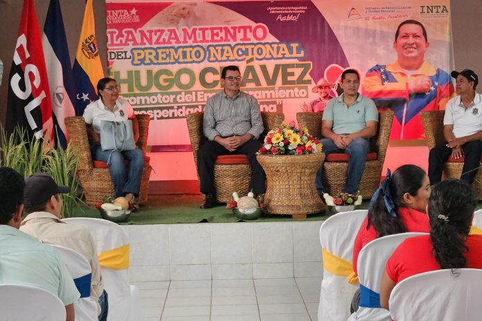 1 Foto: Nicaragua conmemora a Hugo Chávez con premio a productores del campo / Cortesía