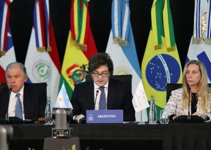 Foto: Milei dinamita la cumbre del Mercosur /cortesía