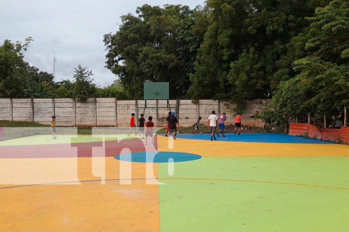 Foto: Renovación de canchas multiusos impulsan actividades deportivas en Nandaime/TN8