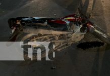 Tres lesionados deja choque entre taxi y moto en Juigalpa, Chontales Foto: Tres lesionados deja choque entre taxi y moto en Juigalpa, Chontales/TN8
