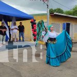 Caponeras, taxis y esperanza: nuevas calles transforman la vida en barrio B15, Managua Foto: caponeros y vecinos celebran nuevas calles en el barrio B15 /TN8