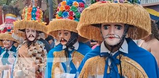 FOTO: Tradición y folclore brillan en el tope de santos en Carazo/TN8