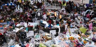 Foto: Última despedida a Ozzy Osbourne llena calles inglesas/Cortesía