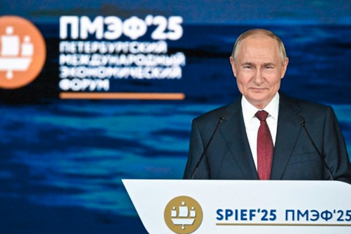 2 Foto: Putin defiende modelo multipolar en Foro de San Petersburgo/ Cortesí
