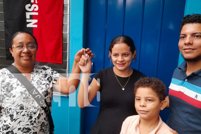 Foto: Alcaldía de Nandaime entrega más llaves /TN8