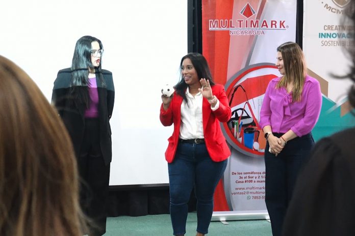 Foto: Segundo Círculo de Poder “Mujeres Disruptivas” refuerza la comunicación y la protección de ideas / Cortesía