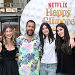 Adam Sandler y sus hijas se lucen en la película «Happy Gilmore 2» Foto: Adam Sandler y sus hijas /cortesía