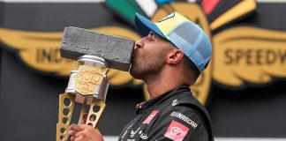 Foto:Bubba Wallace triunfa en Indianápolis /Cortesía