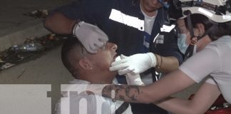 Foto: Motociclista lesionado tras chocar contra vehículo detenido/TN8