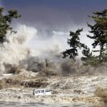 Los tsunamis más letales de la historia en el mundo Foto: Erupción volcánica y tsunami /cortesía