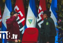 Con medallas y compromiso patrio, la Fuerza Aérea de Nicaragua celebra 46 años de historia Foto: Acto por 46 aniversario de la Fuerza Aérea de Nicaragua, presidido por el Comandante Daniel Ortega y la Compañera Rosario Murillo / TN8