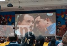 Foto: Estudiantes y docentes honran el pensamiento chavista en la UNAN-Managua/TN8