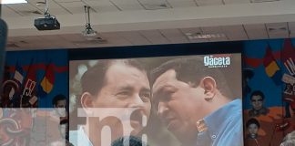 Foto: Estudiantes y docentes honran el pensamiento chavista en la UNAN-Managua/TN8