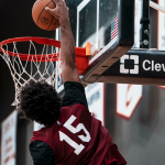 Norchad Omier por una última proeza en el baloncesto Norchad Omier por su última gran proeza