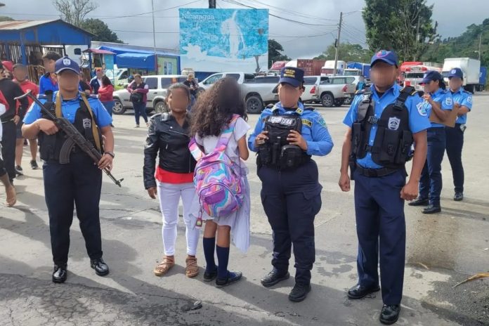 Foto: Desaparecida es localizada en Honduras junto a su