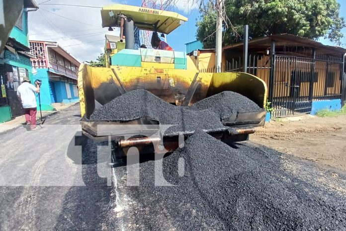 Foto: Barrio 8 de Marzo celebra nuevas calles asfaltadas /TN8 Foto: Barrio 8 de Marzo celebra nuevas calles asfaltadas /TN8