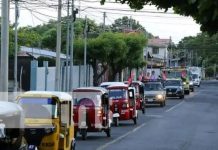 Foto: Festejo del 46/19 con caponeros y taxistas / TN8