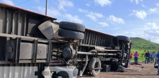 Foto: 30 lesionados por accidente con bus en Matagalpa / TN8
