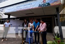 Foto: Inauguración de laboratorios en la Universidad Casimiro Sotelo en honor al Comandante Hugo Chávez / TN8