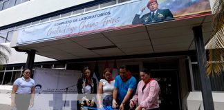 Foto: Inauguración de laboratorios en la Universidad Casimiro Sotelo en honor al Comandante Hugo Chávez / TN8