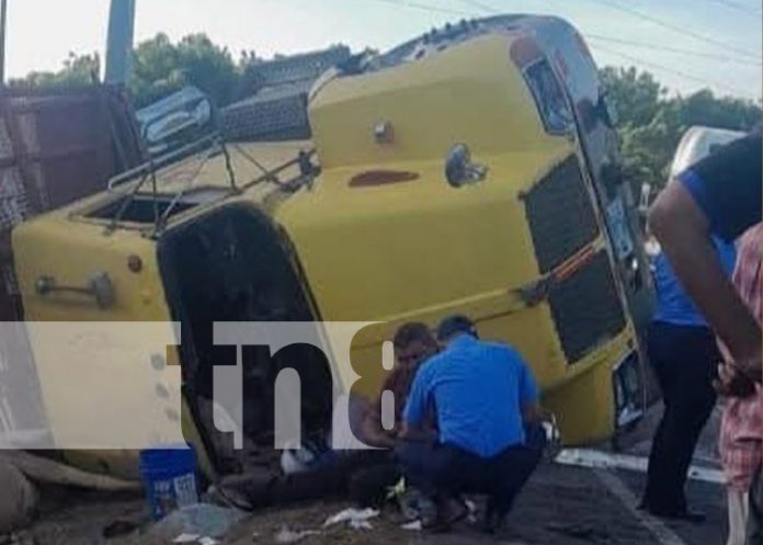 Foto: Accidente mortal cerca de La Paz Centro, en León / TN8