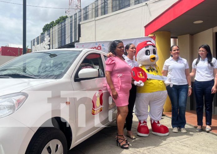 Foto: Tip Top premia con Suzuki Alto / TN8 Foto: Tip Top premia con Suzuki Alto / TN8