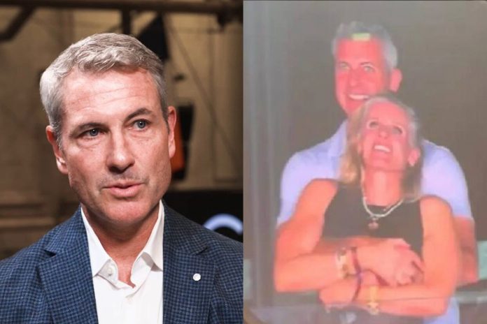 Foto: Andy Byron sorprendido durante show de Coldplay /Cortesía Foto: Andy Byron sorprendido durante show de Coldplay /Cortesía