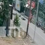Por poco descansan eternamente: choque de motos frente a funeraria en El Rama (VIDEO) Foto: Fuerte accidente de tránsito en El Rama, Caribe Sur de Nicaragua / TN8