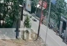 Por poco descansan eternamente: choque de motos frente a funeraria en El Rama (VIDEO) Foto: Fuerte accidente de tránsito en El Rama, Caribe Sur de Nicaragua / TN8