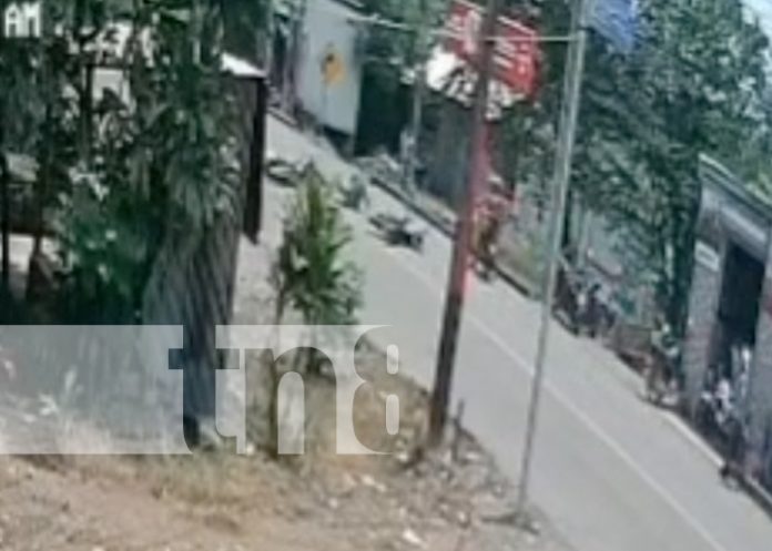 Foto: Fuerte accidente de tránsito en El Rama, Caribe Sur de Nicaragua / TN8 Foto: Fuerte accidente de tránsito en El Rama, Caribe Sur de Nicaragua / TN8