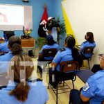 Migración y Extranjería de Nicaragua impulsa formación sobre crianza afectiva Foto: Capacitación para servidores de Migración y Extranjería, en Nicaragua / TN8