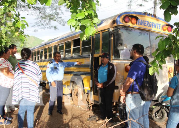 Foto: Retiran vehículos abandonados en Somoto, Madriz / TN8Foto: Retiran vehículos abandonados en Somoto, Madriz / TN8 Foto: Retiran vehículos abandonados en Somoto, Madriz / TN8