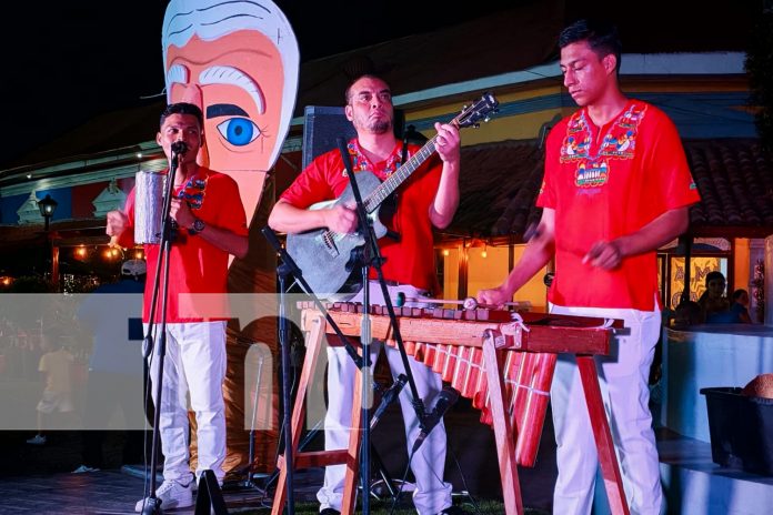 1 Foto: ¡Con marimbas y huipiles, Rivas dio la bienvenida al mes de la patria!/TN8