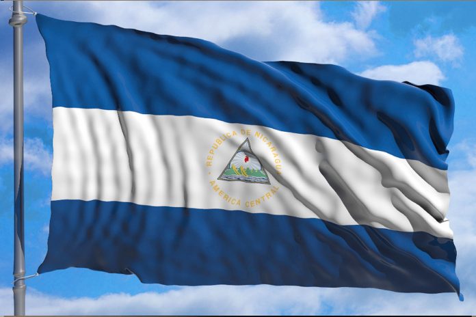 1 Foto: Bandera de Nicaragua / Cortesía