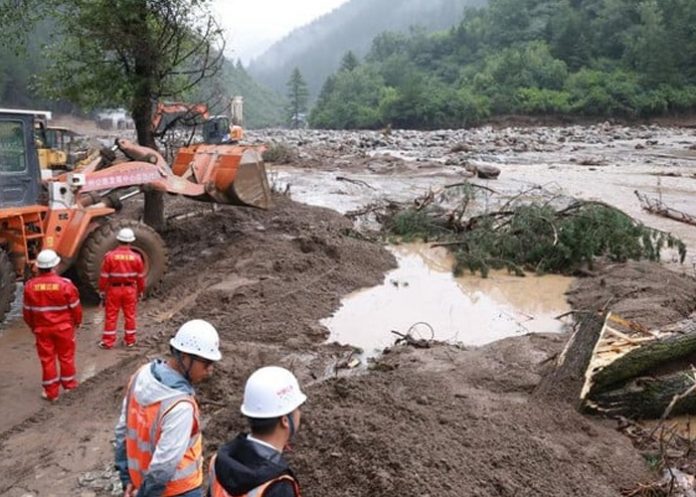 1 Foto: Lluvias torrenciales dejan 15 muertos y 28 desaparecidos en China / Cortesía