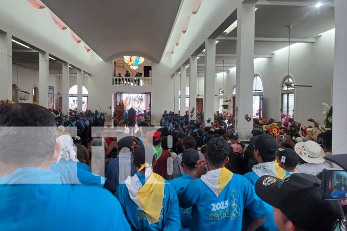 Foto: Santo Domingo de Guzmán vuelve a Las Sierritas en un encuentro de fe, música y tradición/TN8