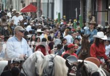 ¡Los ojos de Nicaragua puestos en Granada! Más de 100 mil personas en desfile hípico Foto: ¡Los ojos de Nicaragua puestos en Granada! Más de 100 mil personas en desfile hípico/TN8