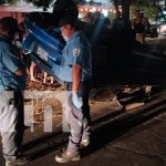 Managua: Conductor pierde el control, choca vehículo estacionado y termina volcado en Bello Horizonte Foto: Accidente de tránsito en bello horizonte, Managua/TN8
