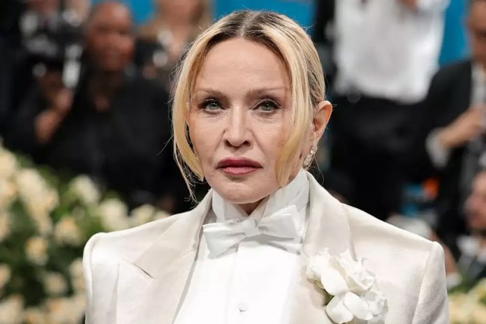 Foto: Madonna despide a los diseñadores de Barbie /cortesía