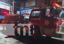 Voraz incendio arrasa con dos tramos y una bodega en el Mercado Oriental de Managua Foto: Managua incendio en el mercado oriental/TN8