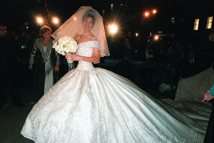 1 Foto: El diseño de Mitzy para Thalía que aún domina la cultura pop/Cortesía