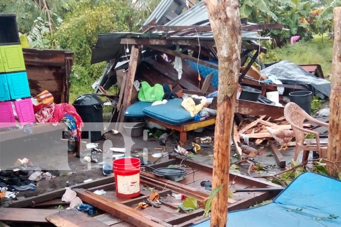 Foto: Rivas tornado deja al menos a 10 familias en intemperie/TN8 Foto: Rivas tornado deja al menos a 10 familias en intemperie/TN8
