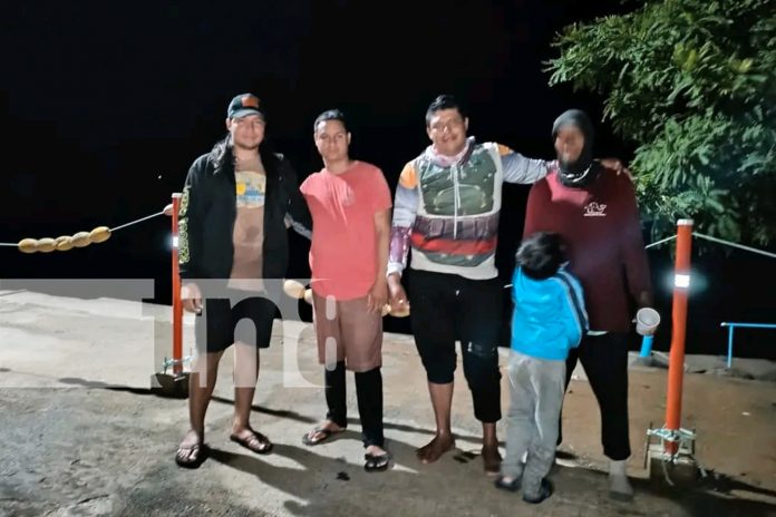 Foto: Pescadores de Rivas sobreviven 5 días a la deriva en altamar/TN8 Foto: Pescadores de Rivas sobreviven 5 días a la deriva en altamar/TN8