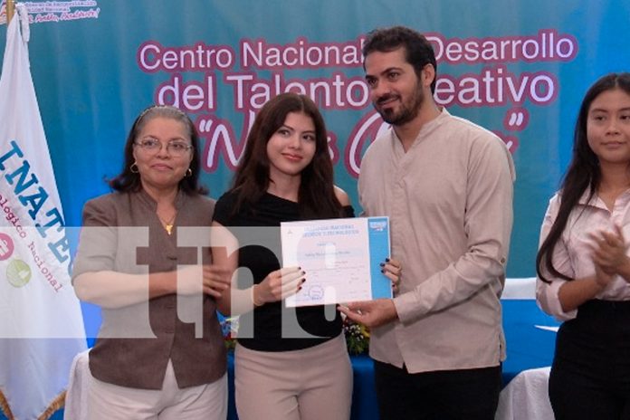 Foto: culminan cursos en el Centro Nieves Cajina de Nicaragua/TN8