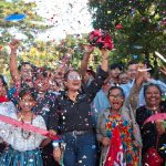 ¡Más calles, menos lodo! Nicaragua avanza con 46 nuevas vías Foto: Nicaragua celebran la llegada de calles nuevas/ Cortesía