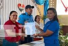 Foto: Matagalpa estudiante descastados reciben premio a la excelencia académica/TN8