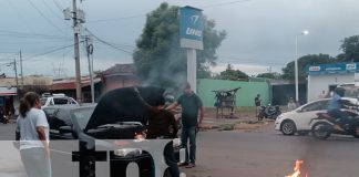 Foto: Incendio vehicular en zona poblada de Granada/TN8