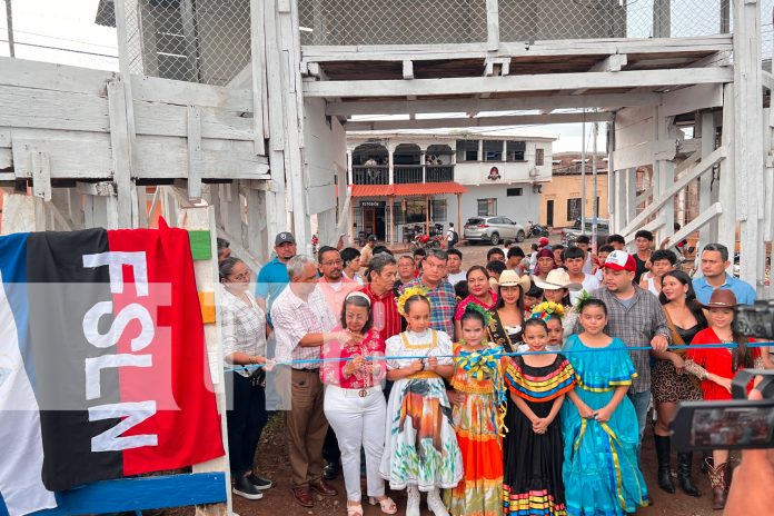 Foto: Juigalpa reluce su barrera para las fiestas 2025/ TN8 Foto: Juigalpa reluce su barrera para las fiestas 2025/ TN8