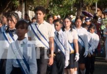 Foto: Estudiantes y familias llenan las calles de alegría y fervor cívico en Managua/TN8