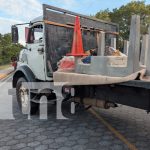 Ciclista termina en el hospital luego de quedar bajo las llantas de un camión en Granada. Foto: ciclista sobrevive tras quedar bajo las llantas de un camión en Granada/TN8